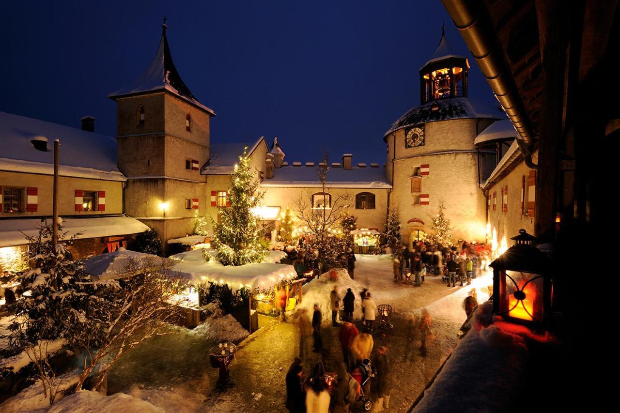 Haus Weidmannsheil - Wohnen Im Romantischen Forsthaus Werfen Exterior foto