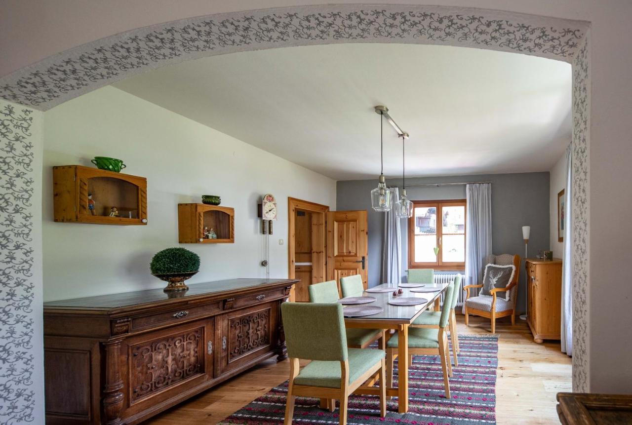 Haus Weidmannsheil - Wohnen Im Romantischen Forsthaus Werfen Exterior foto